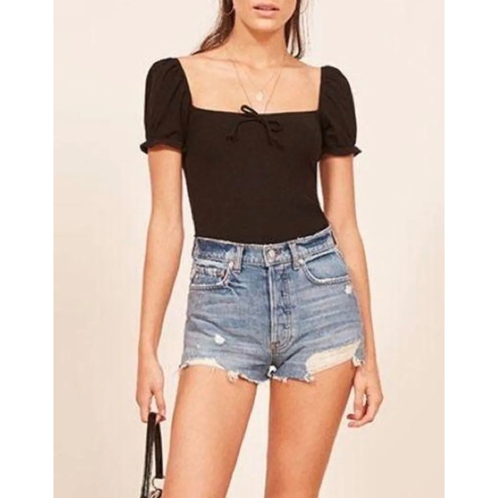 Reformation Dixie High Rise Denim Shorts Medium Wash Distressed Cutoffs Size 26